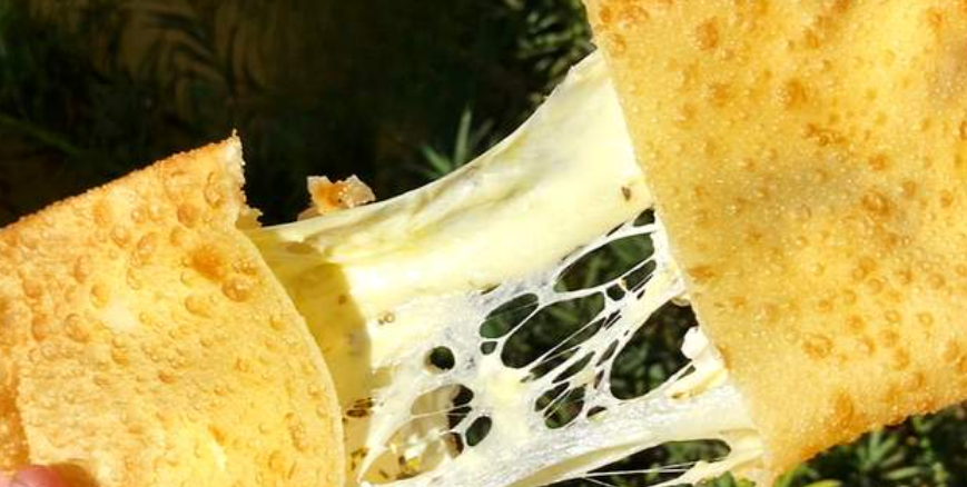 PASTEL DE QUEIJO